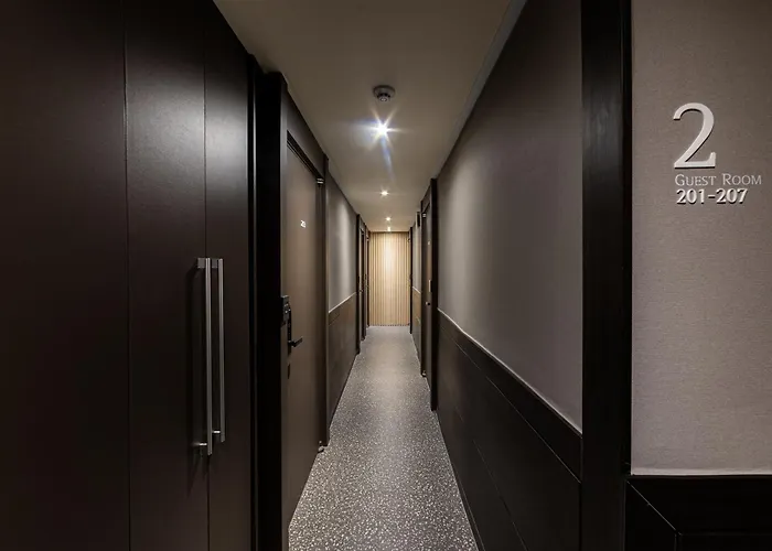 Hotel About