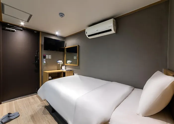 Hotel About